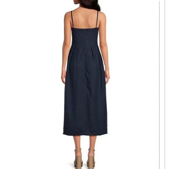 Fanm Mon LORR LINEN LATRICE DRESS Navy Flower Embroidered Pleated Pockets  $389 - Picture 3 of 15